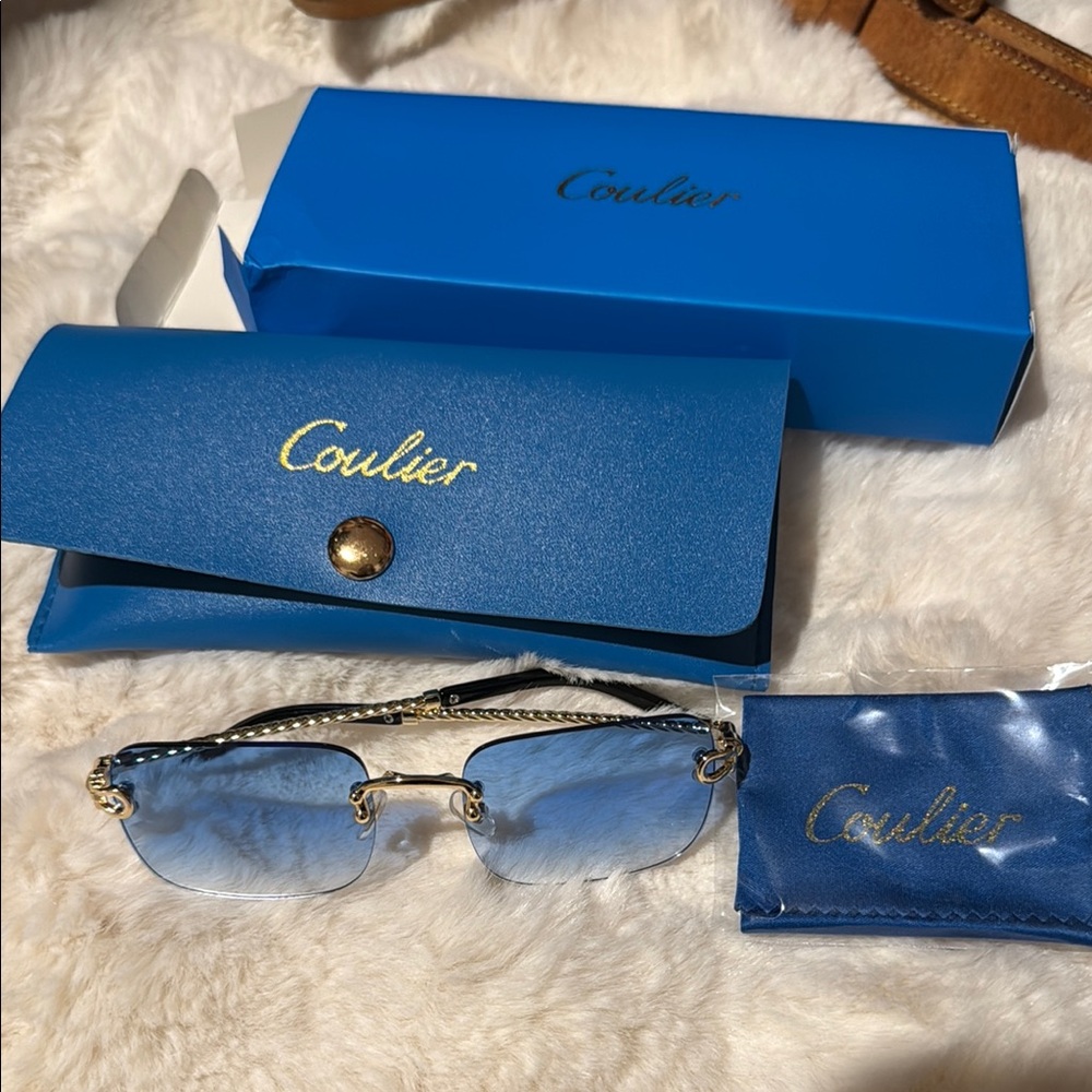 Blue and Gold Women's Glasses - Picture 3 of 9